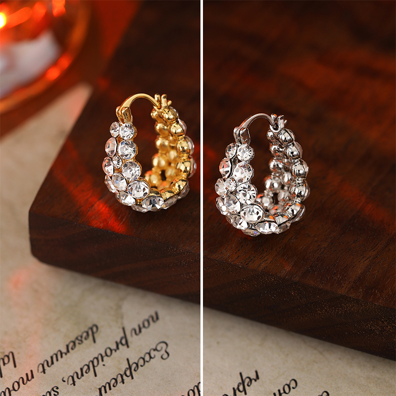 Boucles d’Oreilles Élégantes à Strass