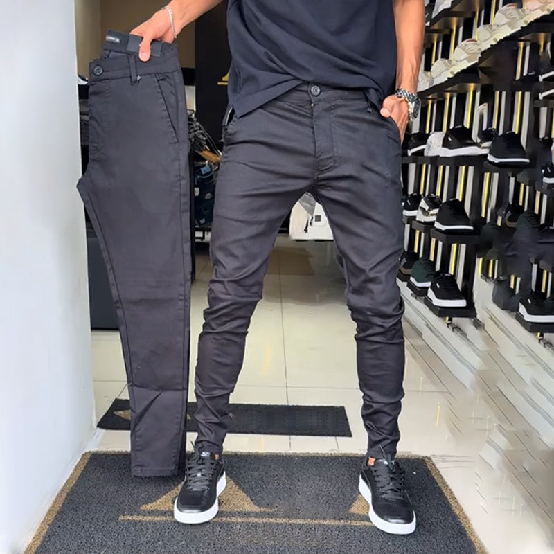 đ Coupe parfaite, look Ă©lĂ©gant â Le pantalon casual slim fit