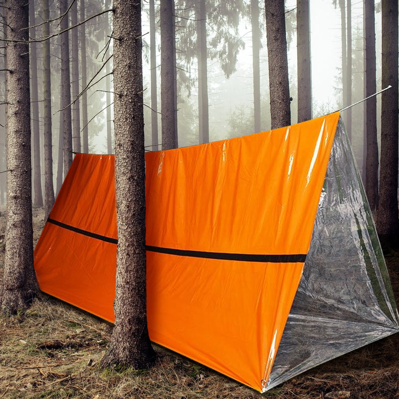Couvertures de secours, sacs de couchage, tentes pour des randonnées en toute sécurité