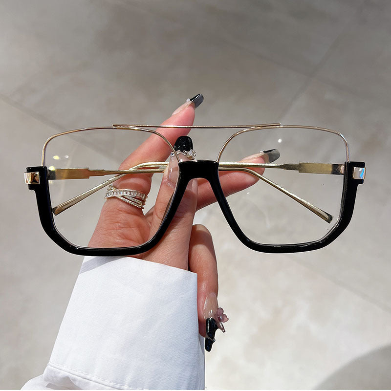 Lunettes de soleil tendance à verres teintés et légères
