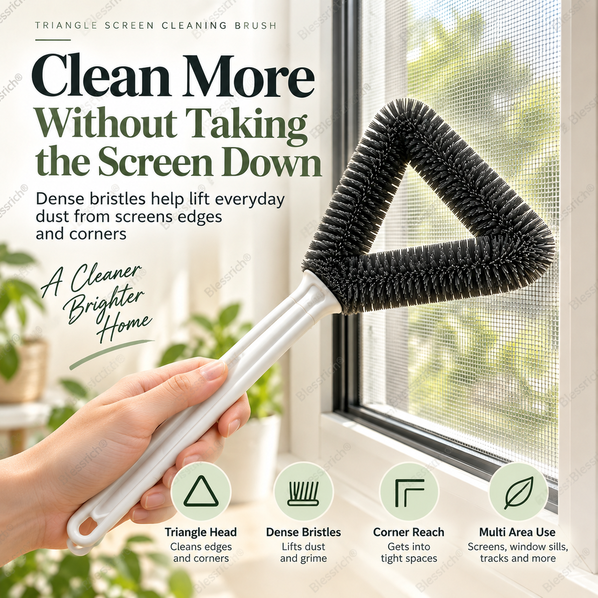 Brosse triangulaire pour nettoyer les écrans