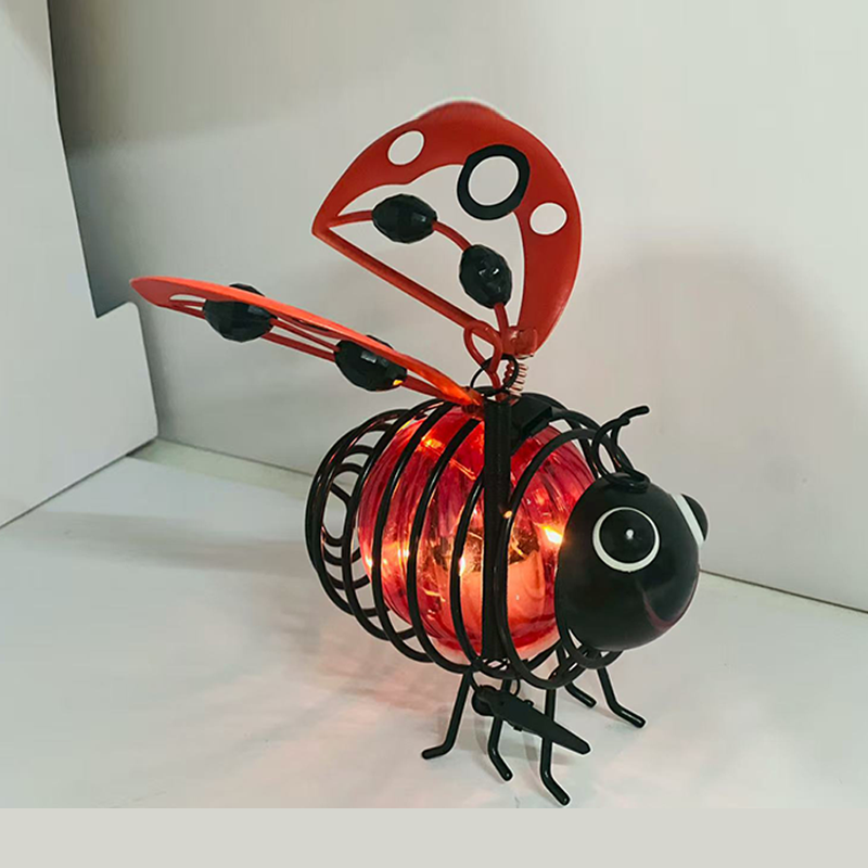 🐝 Suspension solaire en forme d'abeille pour l'extérieur – Le cadeau idéal pour les amateurs de plantes, les mamans ou tout simplement ceux qui aiment sourire ❤️