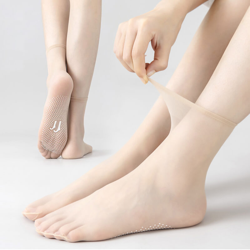 💞 Chaussettes en soie cristalline antidérapantes et invisibles (Super promotion ⛄ ACHETEZ-EN 2 ET BÉNÉFICIEZ DE 5 % DE RÉDUCTION)