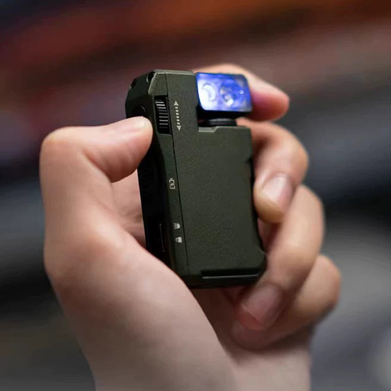 🔦 50 % DE RÉDUCTION MAINTENANT ! ✨ Mini lampe de poche EDC G5 avec tête rotative - Éclairage intelligent adaptatif pour des aventures ultimes 🧭⚡