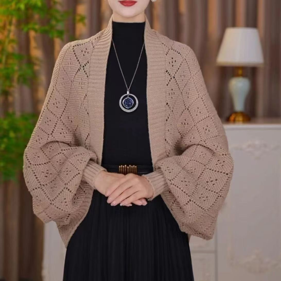 Veste-châle ajourée en maille tendance