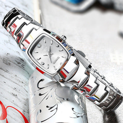 Montre élégante et étanche pour femme