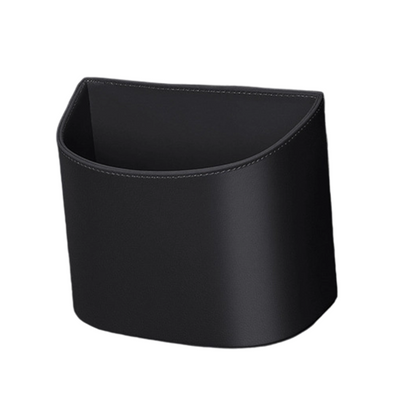 🥳 PROMO EXCEPTIONNELLE 2026 💞 +50 000 exemplaires vendus !  🚗🧺 −50 % sur le porte-gobelet en cuir pour portière auto. ✅ Large ouverture : accès facile aux boissons et au téléphone. 🔒 Fixation par clip, maintien sécurisé. 🛡️ Cuir PU résistant et élégant.