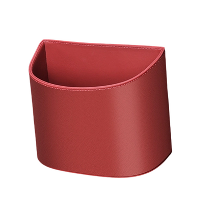 🥳 PROMO EXCEPTIONNELLE 2026 💞 +50 000 exemplaires vendus !  🚗🧺 −50 % sur le porte-gobelet en cuir pour portière auto. ✅ Large ouverture : accès facile aux boissons et au téléphone. 🔒 Fixation par clip, maintien sécurisé. 🛡️ Cuir PU résistant et élégant.