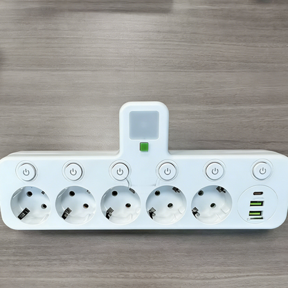 Adaptateur secteur EU avec 4 prises, prise murale multiport avec interrupteur indépendant et petit adaptateur pour veilleuse