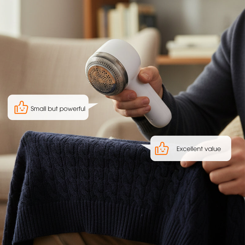Appareil électrique portable pour enlever les peluches des vêtements