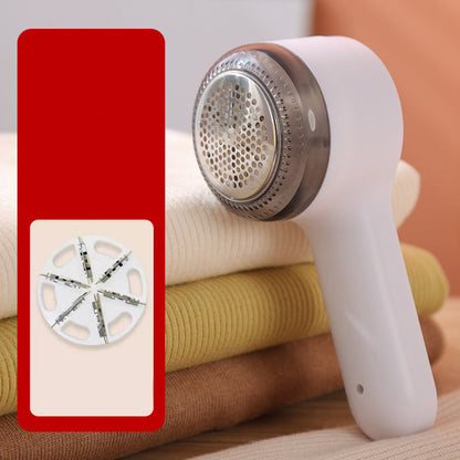 Appareil électrique portable pour enlever les peluches des vêtements
