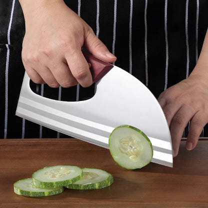 Couteau de cuisine ergonomique – Conçu pour une prise en main vers l'avant, il permet de couper facilement les légumes et la viande. Un cadeau bien pensé pour les cuisiniers amateurs. 🍅🔪