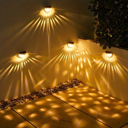 Luminaires solaires décoratifs et étanches pour clôtures, destinés à un usage extérieur