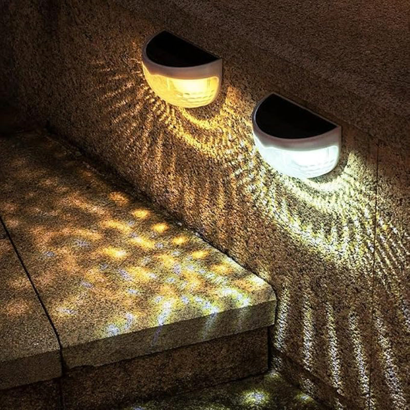 Luminaires solaires décoratifs et étanches pour clôtures, destinés à un usage extérieur