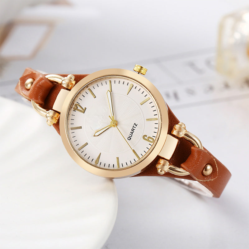 ⌚ 50 % DE RÉDUCTION POUR UNE DURÉE LIMITÉE ! ✨ Montre élégante à bracelet fin – Cadran épuré, bracelet en cuir, mouvement à quartz 💎