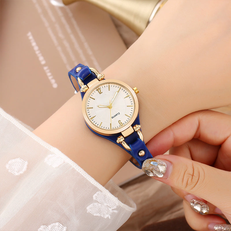 ⌚ 50 % DE RÉDUCTION POUR UNE DURÉE LIMITÉE ! ✨ Montre élégante à bracelet fin – Cadran épuré, bracelet en cuir, mouvement à quartz 💎