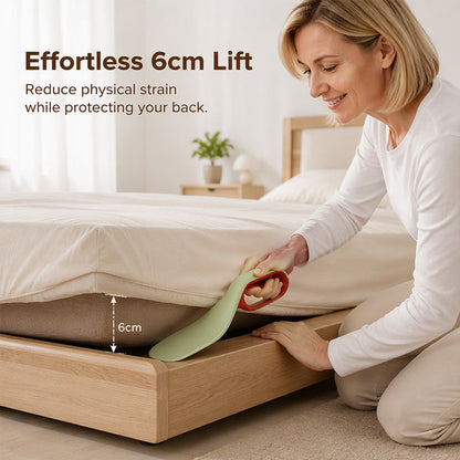🎉 Offre limitée 🔥 Outil 2 en 1 pour soulever le matelas et organiser la literie 🛏️✨ Relevez le matelas sans effort, glissez et fixez les draps dans les interstices, et gardez le lit bien rangé 💪🧺 Pratique à la maison et sans effort ! 🛒